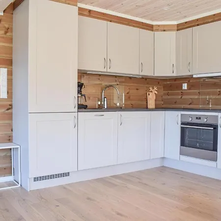 Ferienhaus Stunning In Skare W/ Wifi And 5 Bedrooms